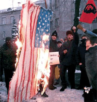 ukraine_us_protest.gif (22504 bytes)